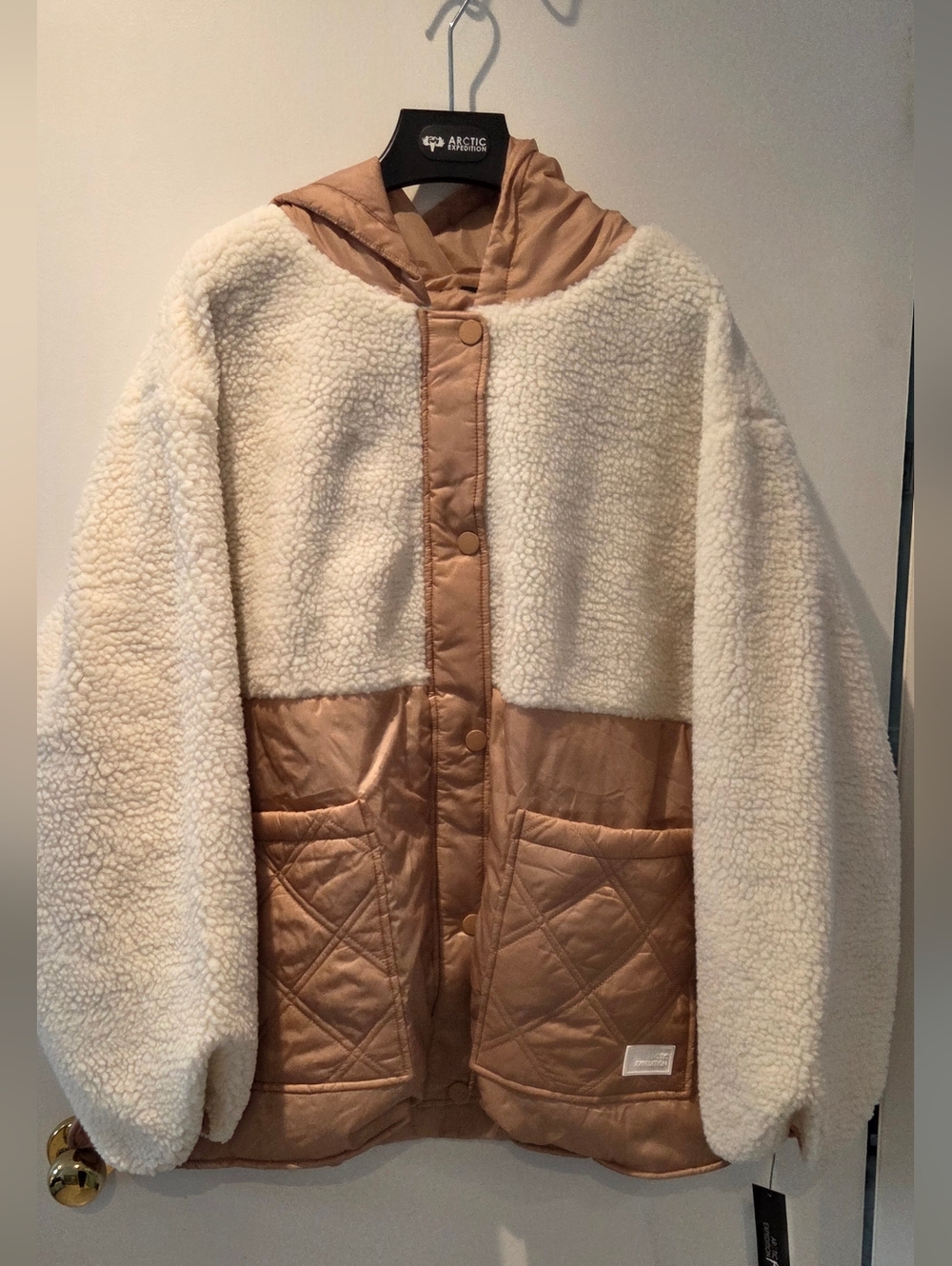 Women's Two-Tone Sherpa Teddy Jacket - Cream & Tan